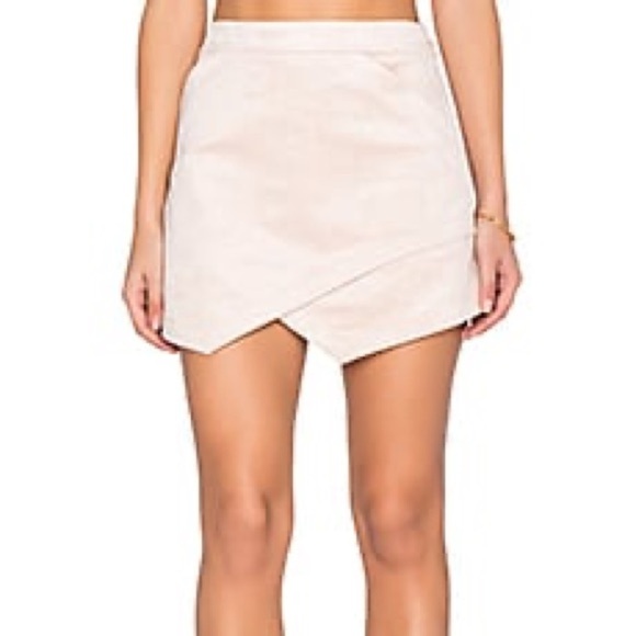 BCBGMAXAZRIA Faux Suede Skirt in Bare Pink 04 - Picture 1 of 9